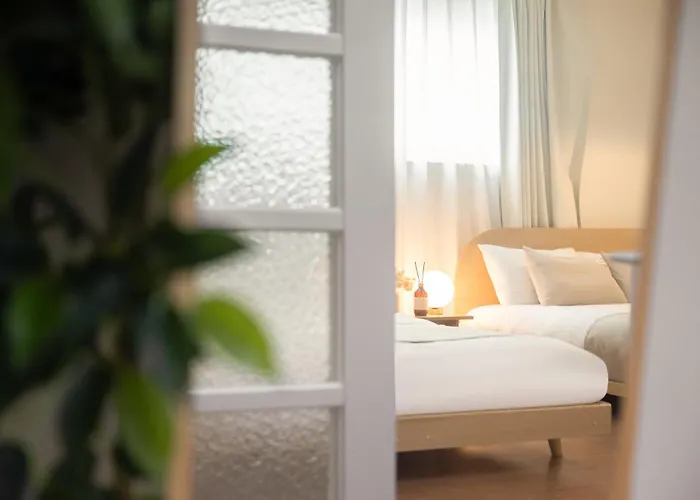 3-min Walk To Mangwon Market, Free Parking&luggage Storage, Sleeps 10 *