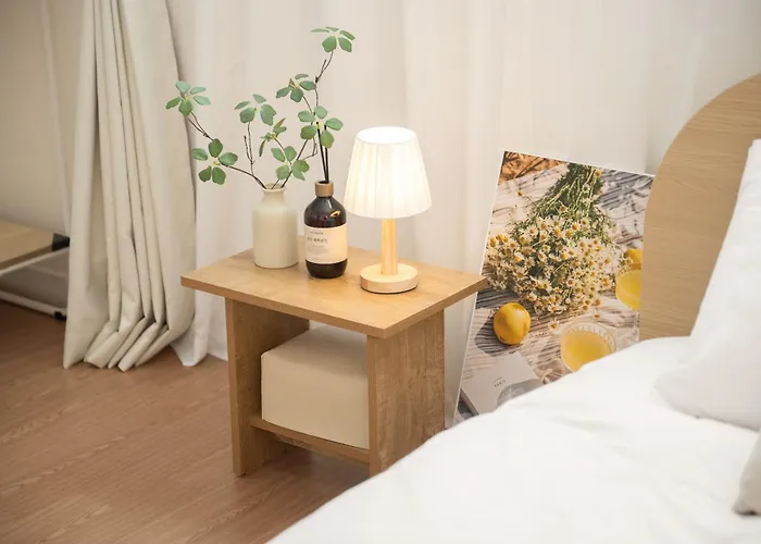 Appartement 3-min Walk To Mangwon Market, Free Parking&luggage Storage, Sleeps 10 *