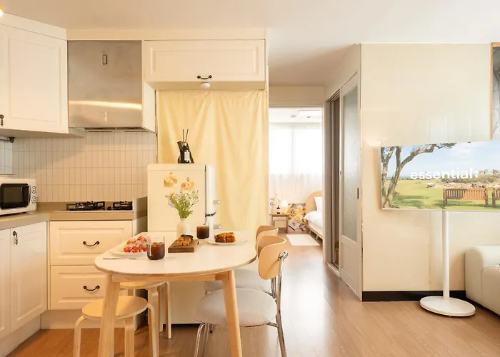 3-min Walk To Mangwon Market, Free Parking&luggage Storage, Sleeps 10 Appartement *