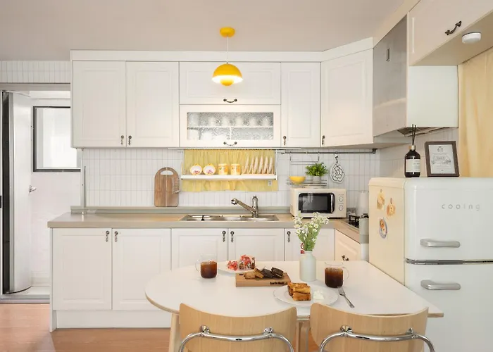 3-min Walk To Mangwon Market, Free Parking&luggage Storage, Sleeps 10 Appartement *